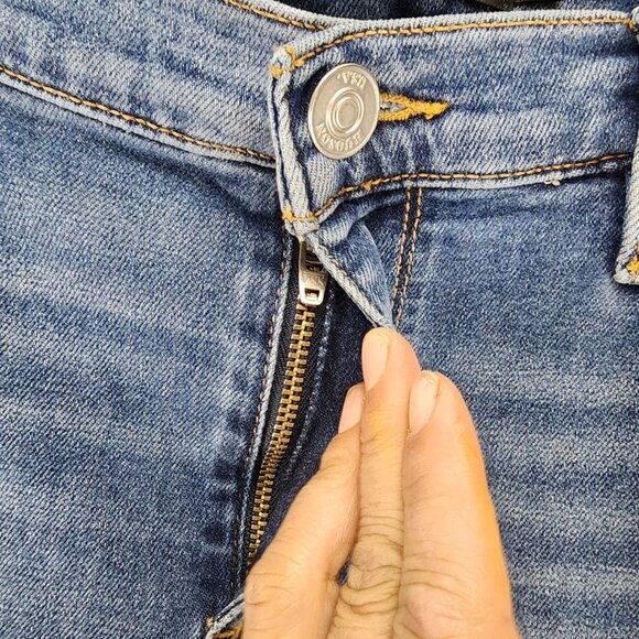 Hudson Jeans Womens 32 Blue Nico Stretch Mid Rise Crop *Read* - Picture 3 of 13